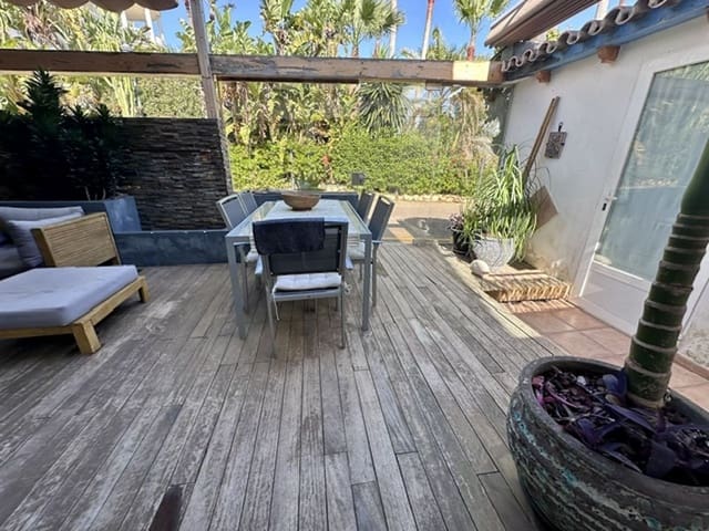 3 soveværelse Byhus til salg i Guadalmansa, Estepona - € 1.500.000 (Ref: 9878286)