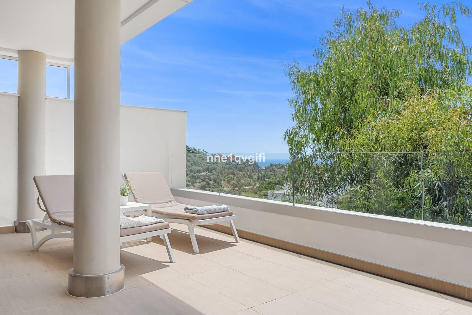 3 soveværelse Lejlighed til salg i Benahavis - € 695.000 (Ref: 9878290)