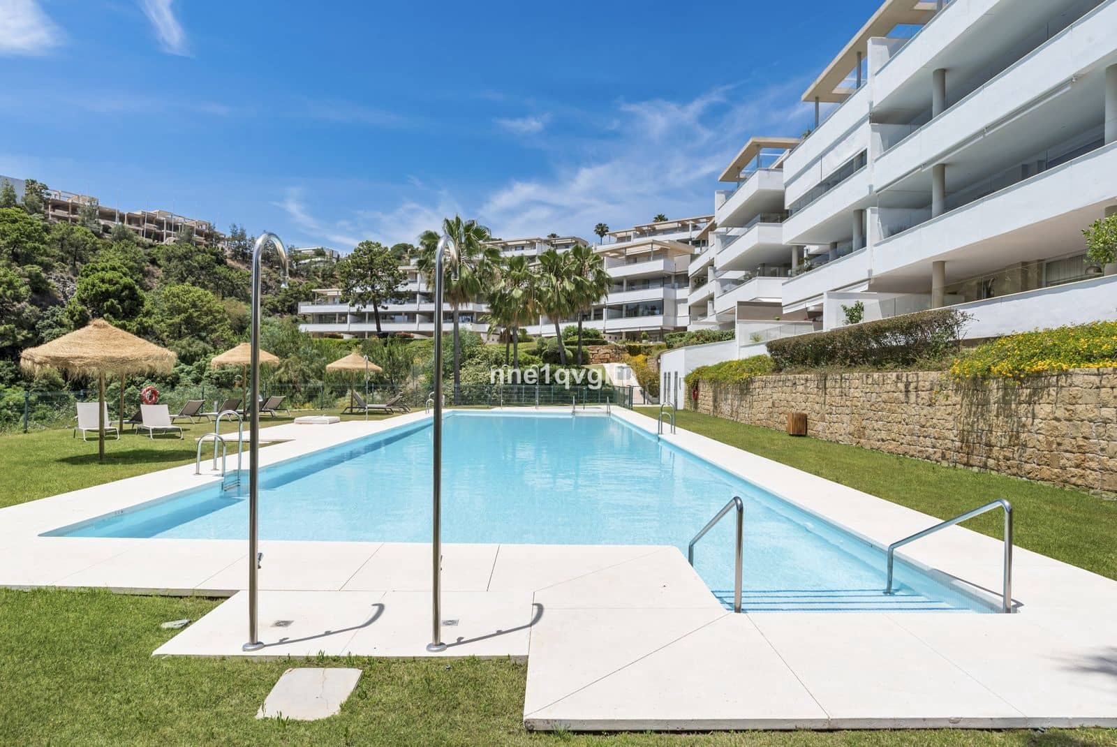 3 soveværelse Lejlighed til salg i Benahavis - € 695.000 (Ref: 9878290)