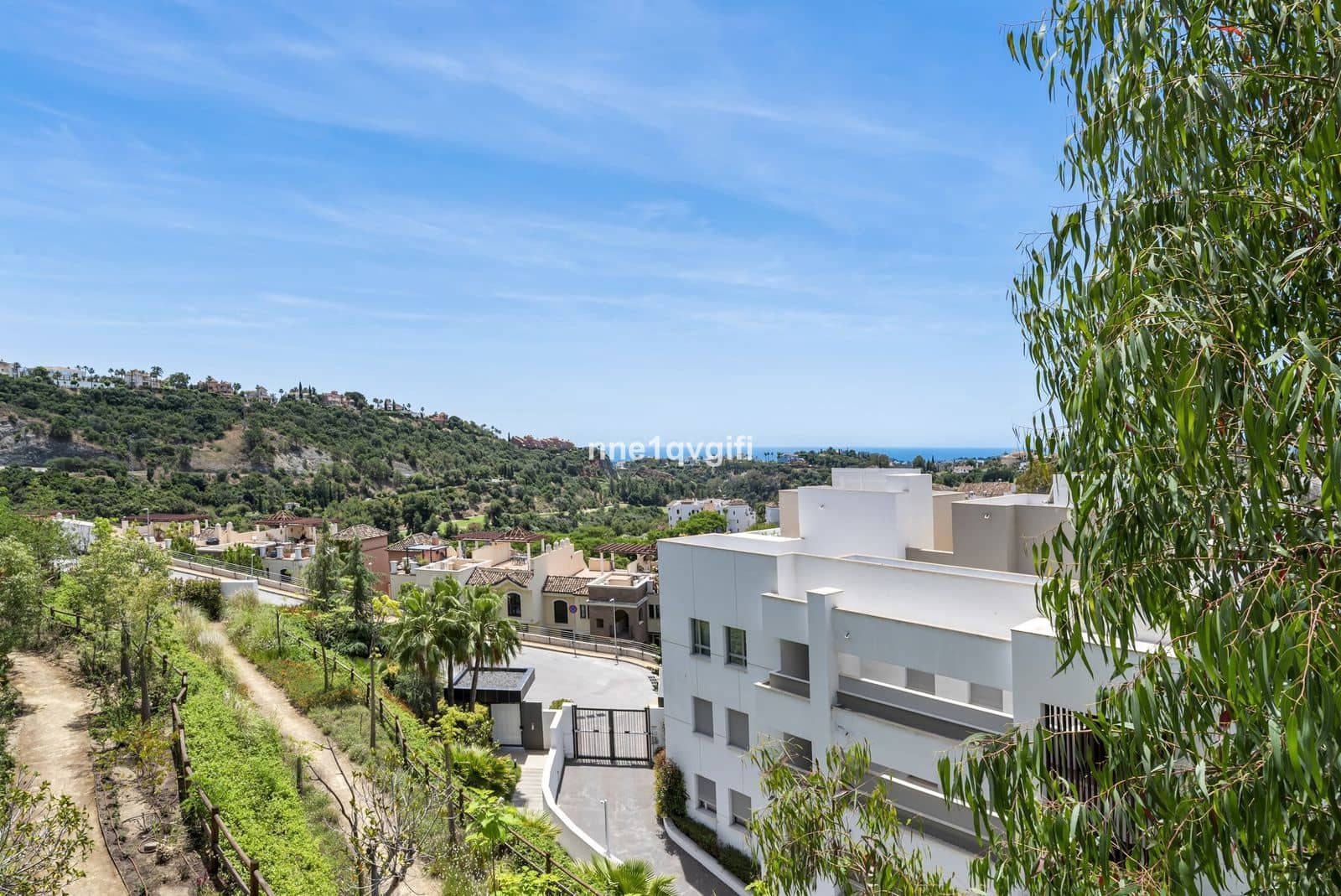 3 soveværelse Lejlighed til salg i Benahavis - € 695.000 (Ref: 9878290)