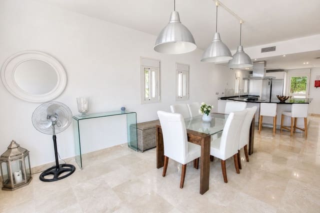 4 soverom Villa til salgs i La Cala Golf, Mijas - € 1 100 000 (Ref: 9878291)