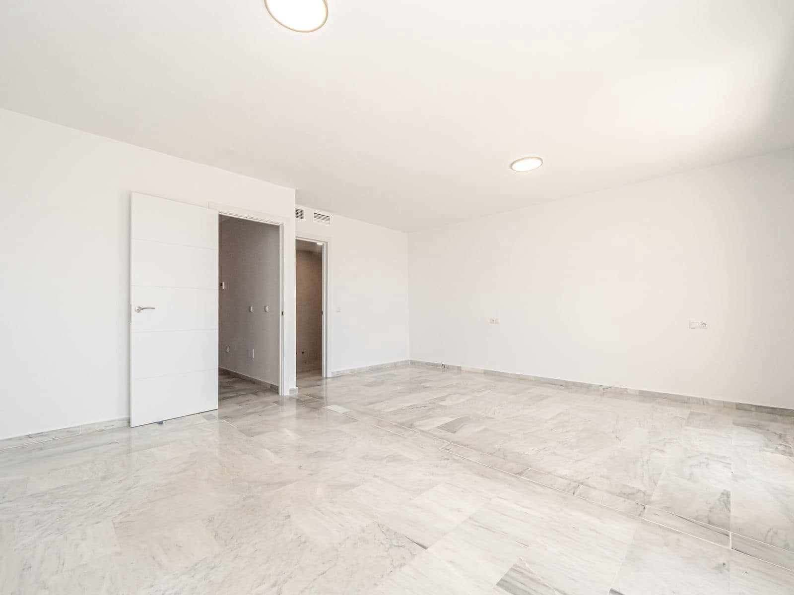 4 Zimmer Haus zu verkaufen in Calahonda - 595.000 € (Ref: 9878298)