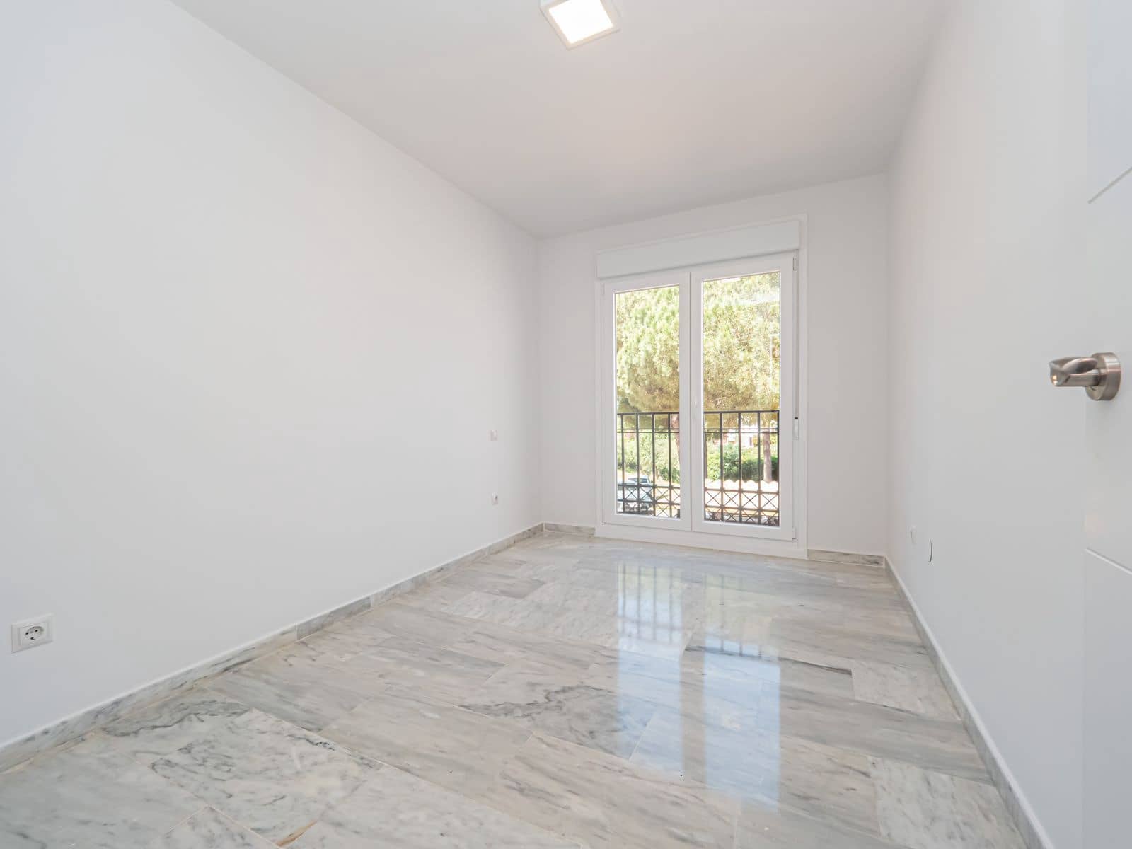 4 Zimmer Haus zu verkaufen in Calahonda - 595.000 € (Ref: 9878298)