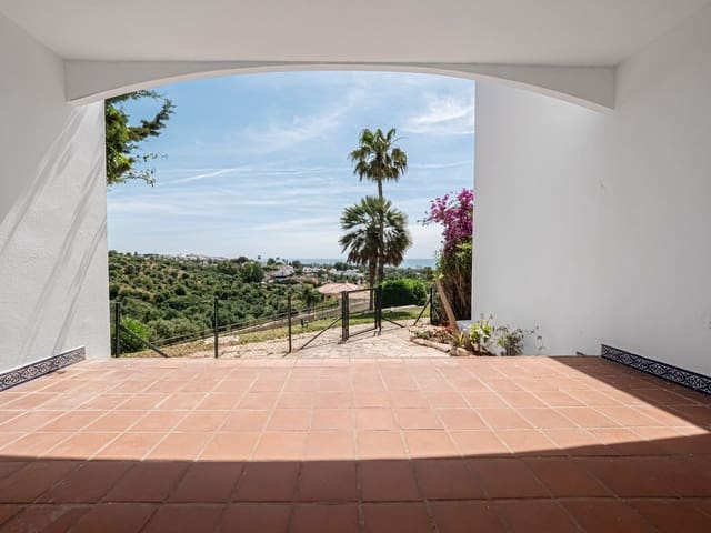 4 Zimmer Haus zu verkaufen in Calahonda, Mijas - 595.000 € (Ref: 9878298)