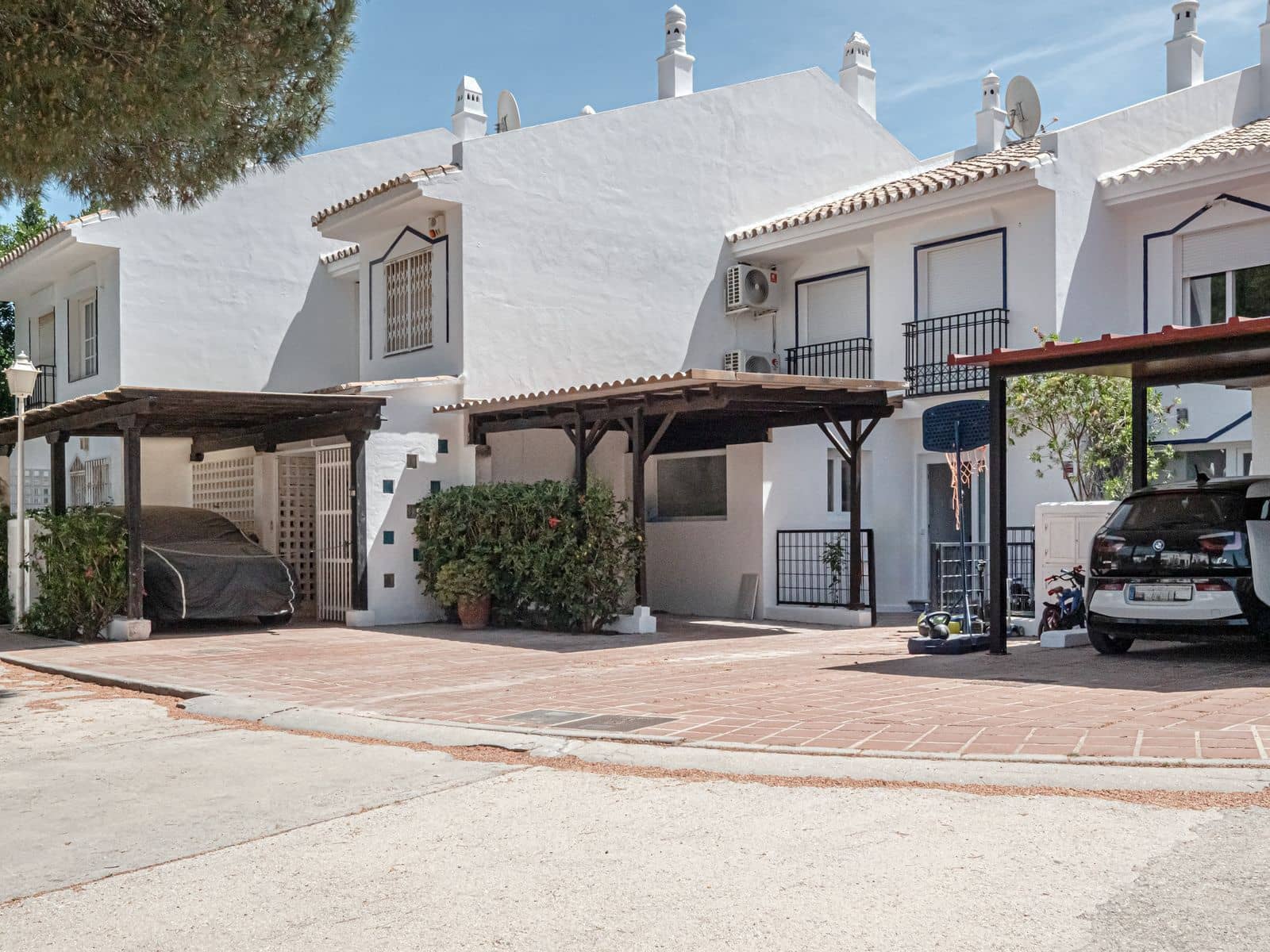 4 Zimmer Haus zu verkaufen in Calahonda - 595.000 € (Ref: 9878298)