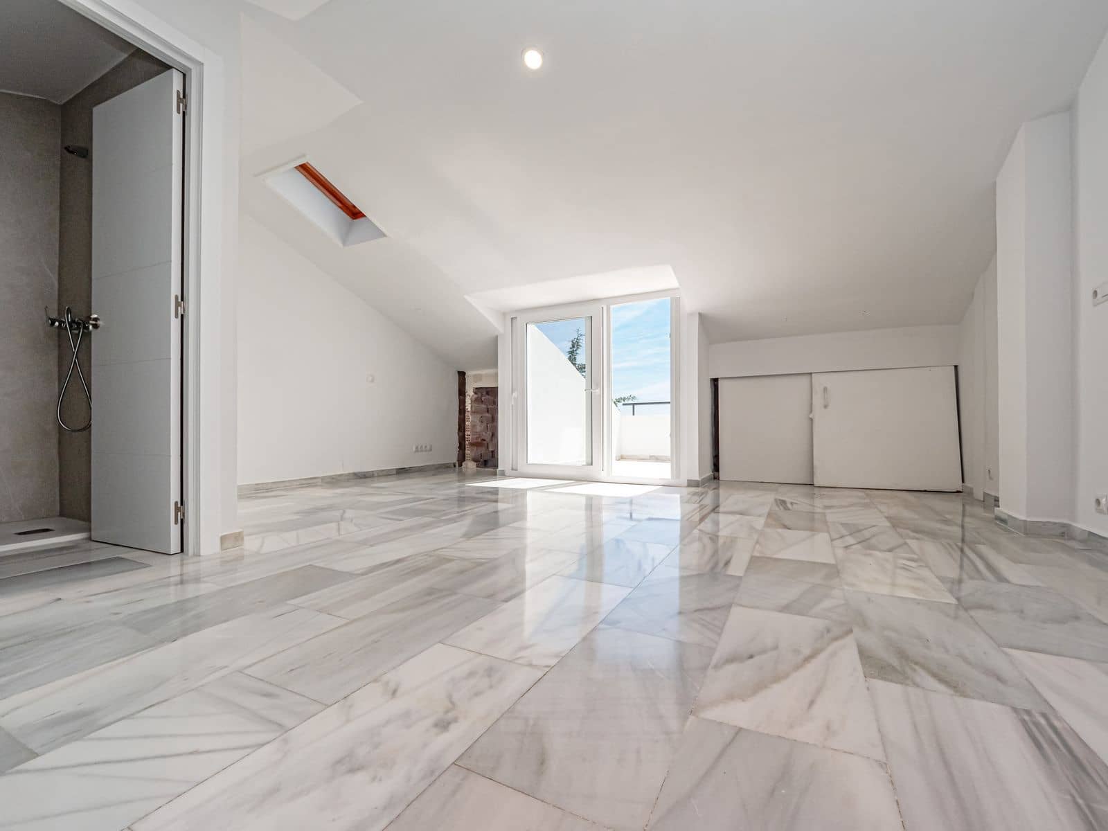4 Zimmer Haus zu verkaufen in Calahonda - 595.000 € (Ref: 9878298)