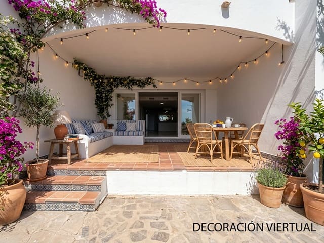 4 Zimmer Haus zu verkaufen in Calahonda, Mijas - 595.000 € (Ref: 9878298)