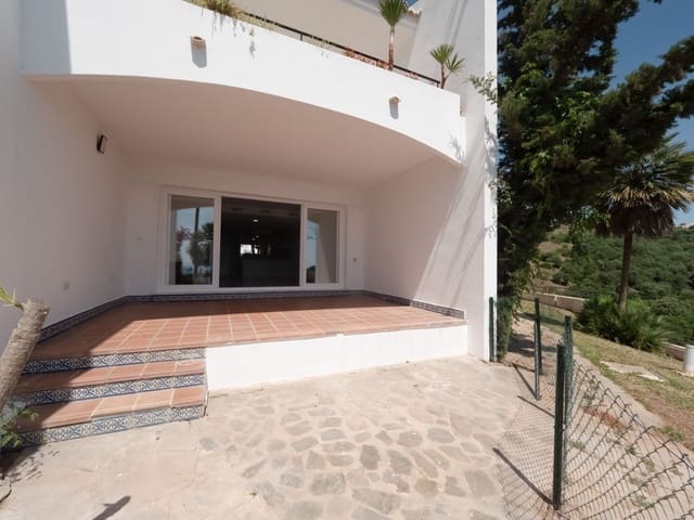 4 Zimmer Haus zu verkaufen in Calahonda, Mijas - 595.000 € (Ref: 9878298)