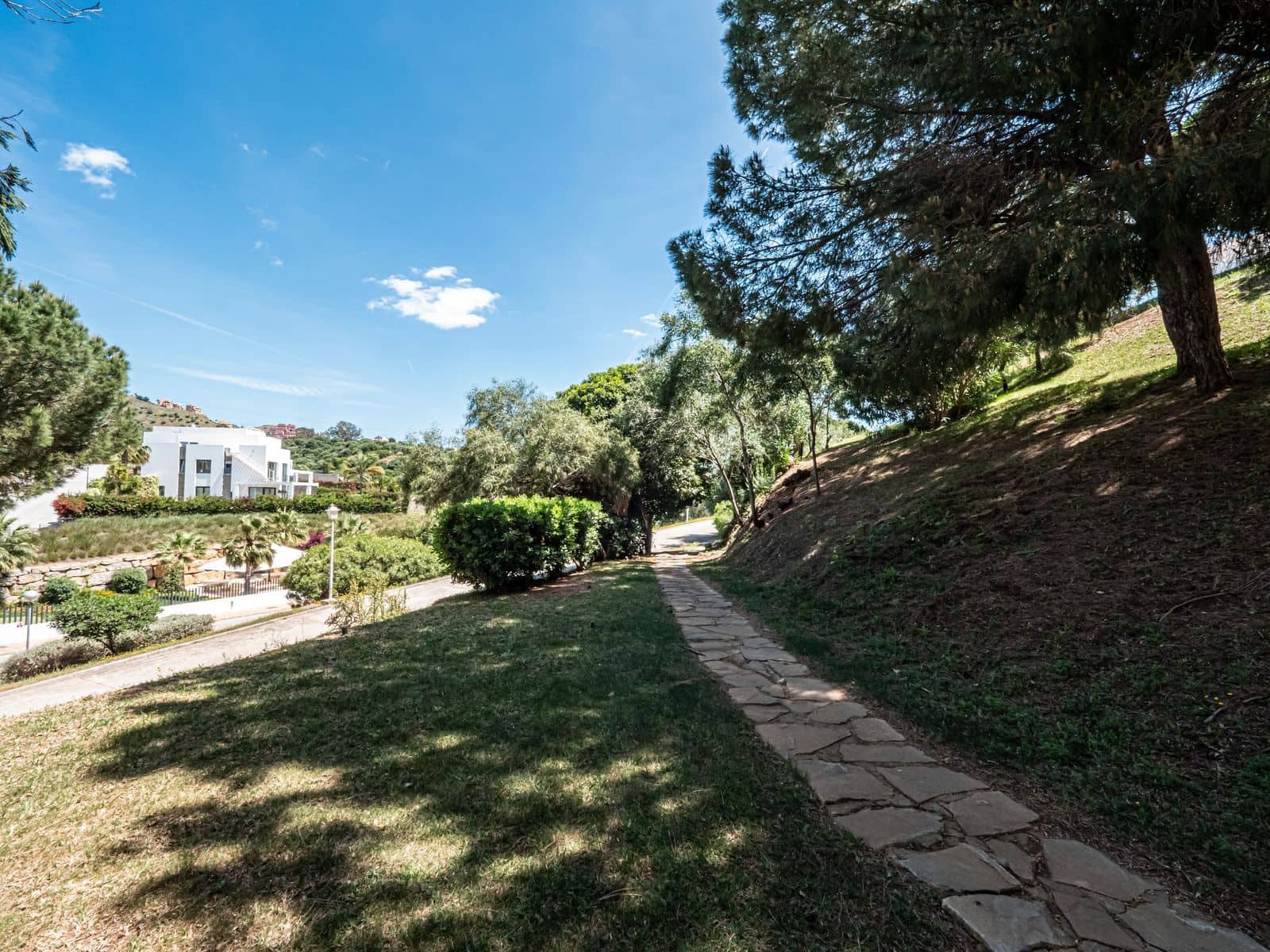 4 Zimmer Haus zu verkaufen in Calahonda - 595.000 € (Ref: 9878298)