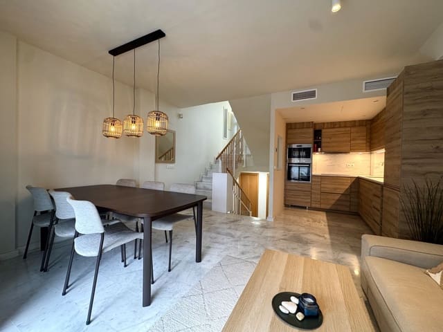 Casa de 3 habitaciones en Riviera del Sol, Mijas en venta - 650.000 € (Ref: 9878302)