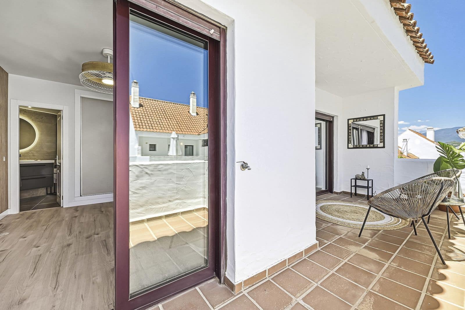 3 slaapkamer Appartement te koop in Nueva Andalucia - € 655.000 (Ref: 9878304)