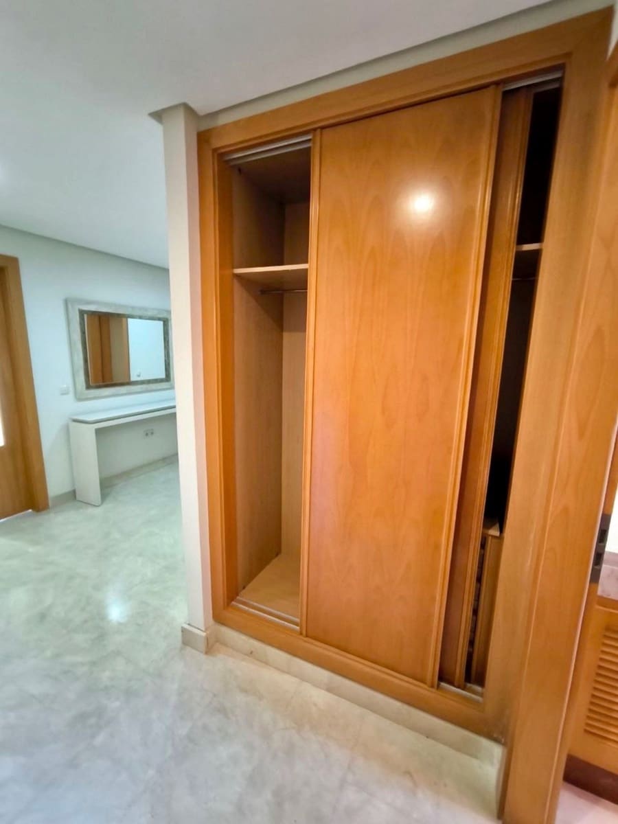2 slaapkamer Penthouse te koop in Puerto Banus - € 719.000 (Ref: 9878305)