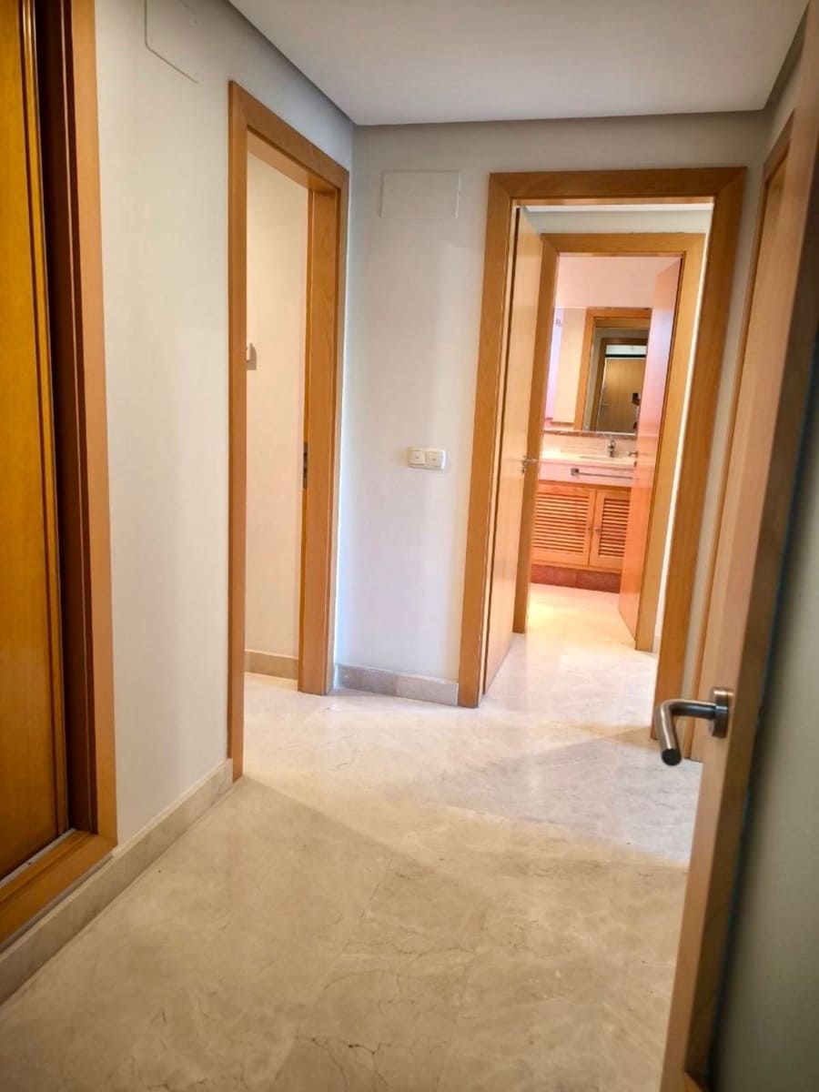 3 slaapkamer Penthouse te koop in Puerto Banus - € 1.990.000 (Ref: 9878307)