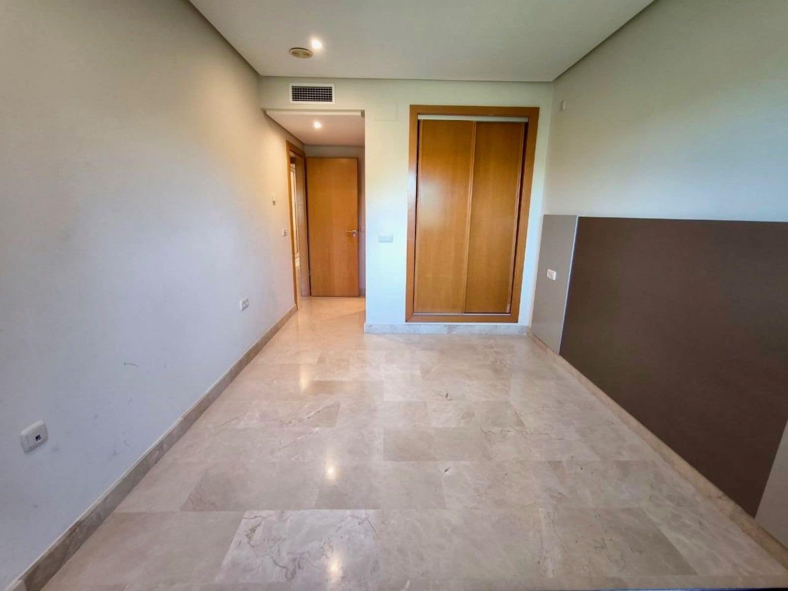 3 slaapkamer Penthouse te koop in Puerto Banus - € 1.990.000 (Ref: 9878307)