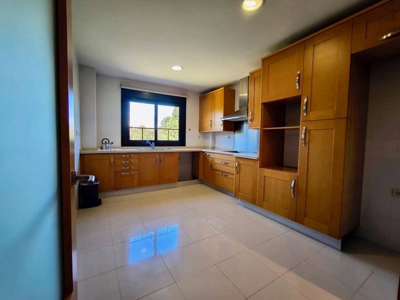 3 slaapkamer Penthouse te koop in Puerto Banus - € 1.990.000 (Ref: 9878307)