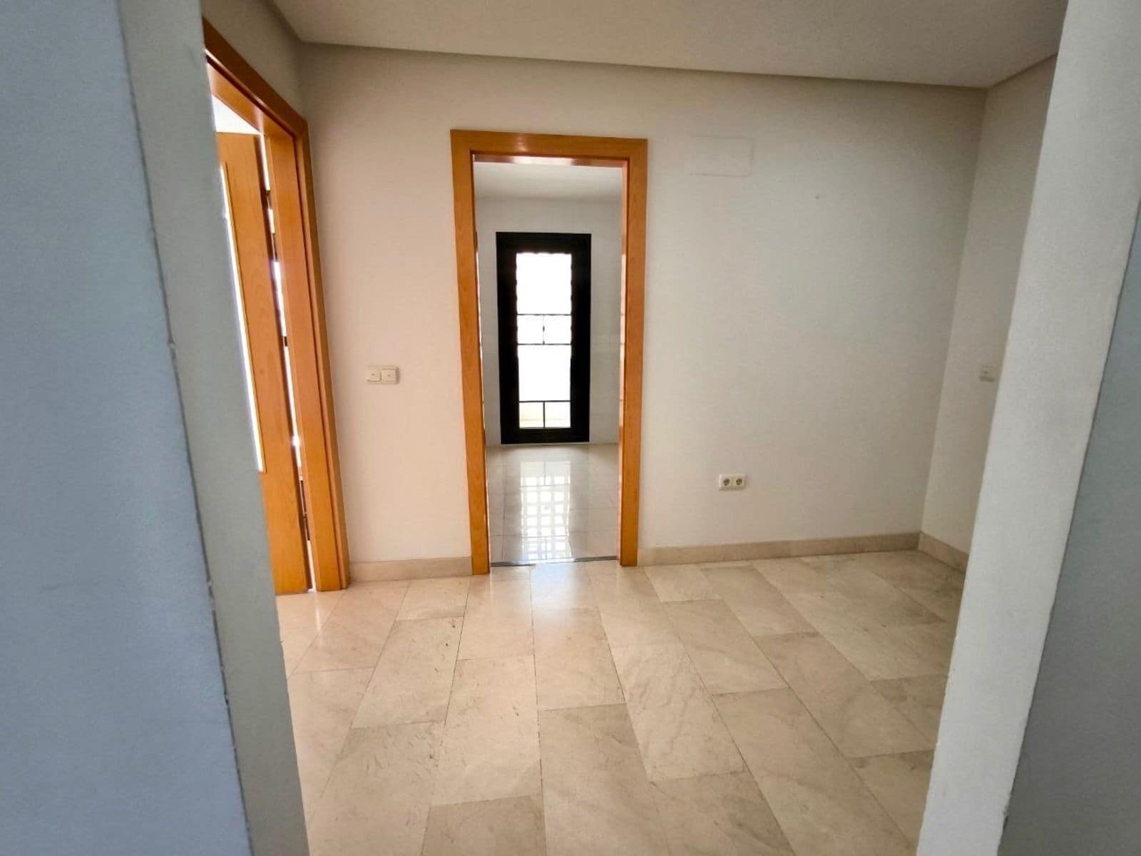 3 slaapkamer Penthouse te koop in Puerto Banus - € 1.990.000 (Ref: 9878307)