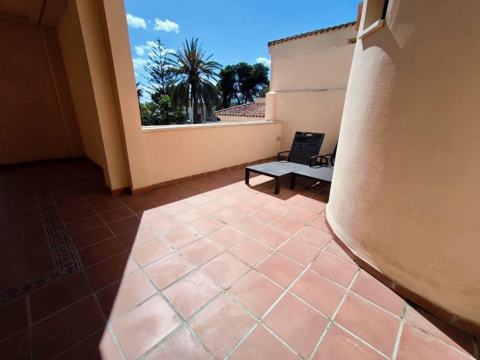 3 slaapkamer Penthouse te koop in Puerto Banus - € 1.990.000 (Ref: 9878307)