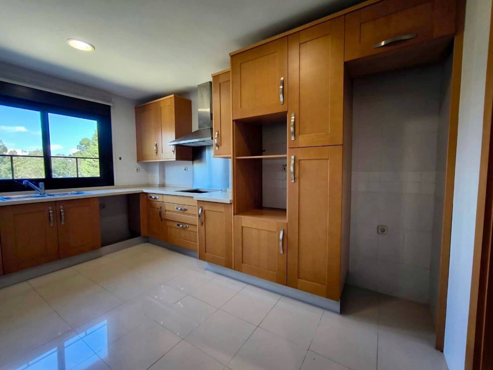 3 slaapkamer Penthouse te koop in Puerto Banus - € 1.990.000 (Ref: 9878307)