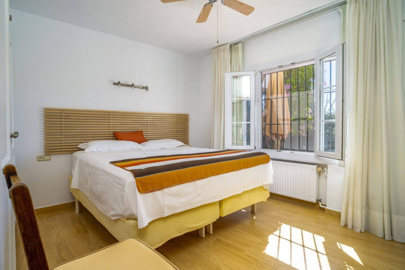 4 slaapkamer Villa te koop in Guadalmina - € 1.595.000 (Ref: 9878309)