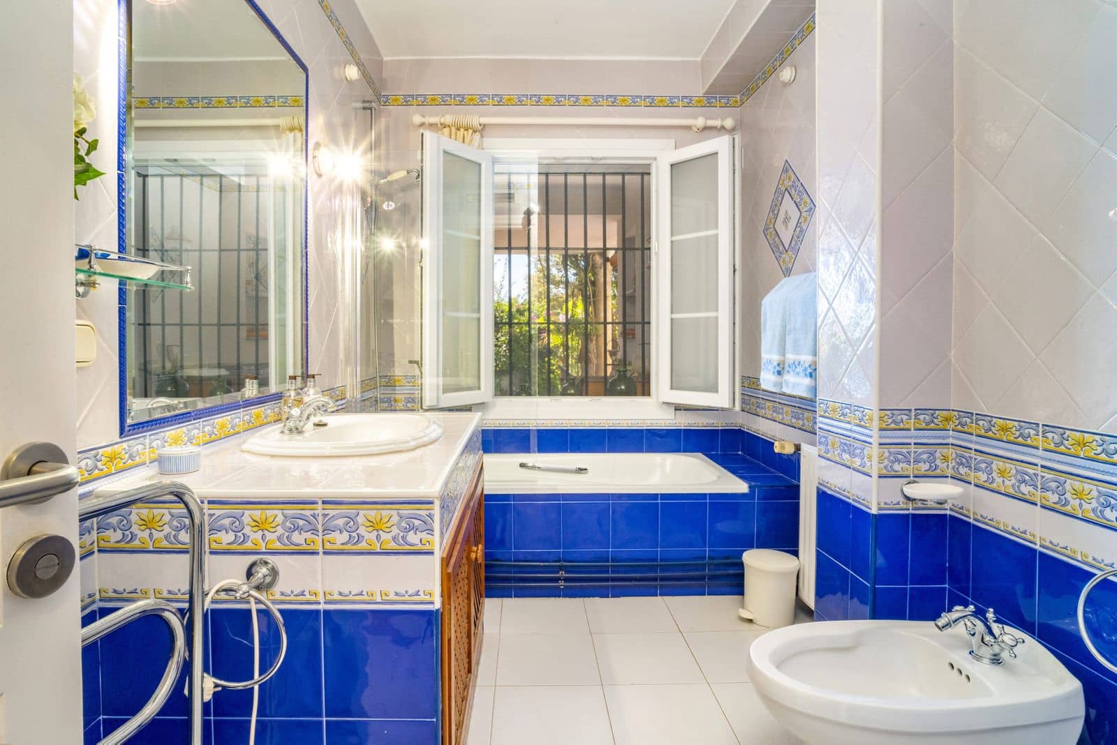 4 slaapkamer Villa te koop in Guadalmina - € 1.595.000 (Ref: 9878309)