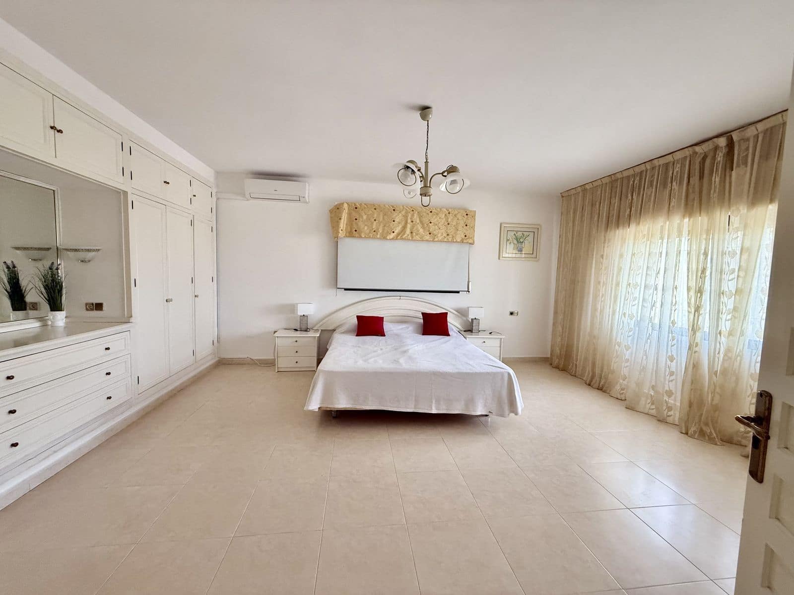 6 quarto Moradia para venda em Calahonda - 1 790 000 € (Ref: 9878314)