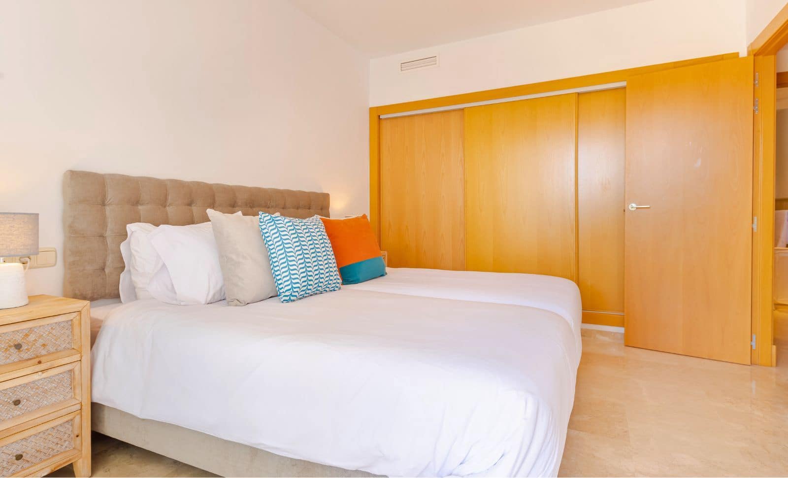 3 sypialnia Apartament na sprzedaż w Bahia de Casares - 459 000 € (Ref: 9878315)