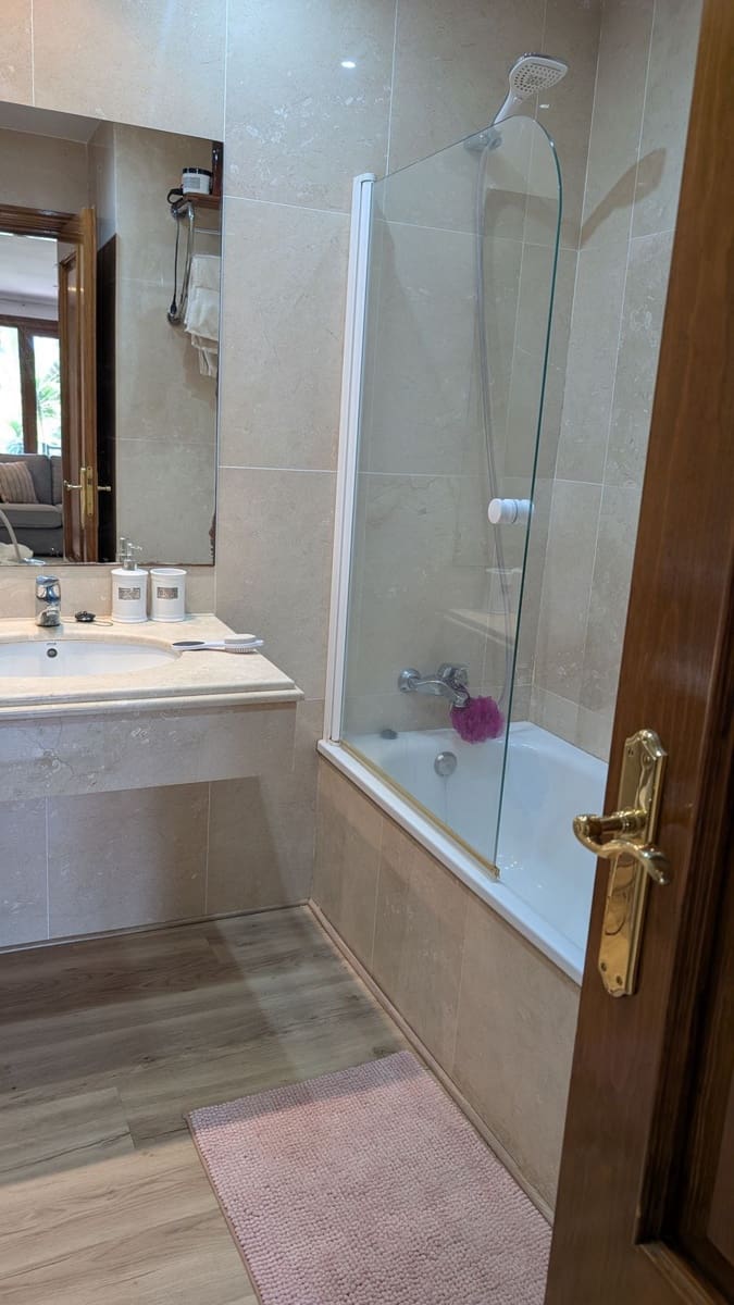 4 camera da letto Villetta Bifamiliare in vendita in Riviera del Sol - 600.000 € (Rif: 9878317)