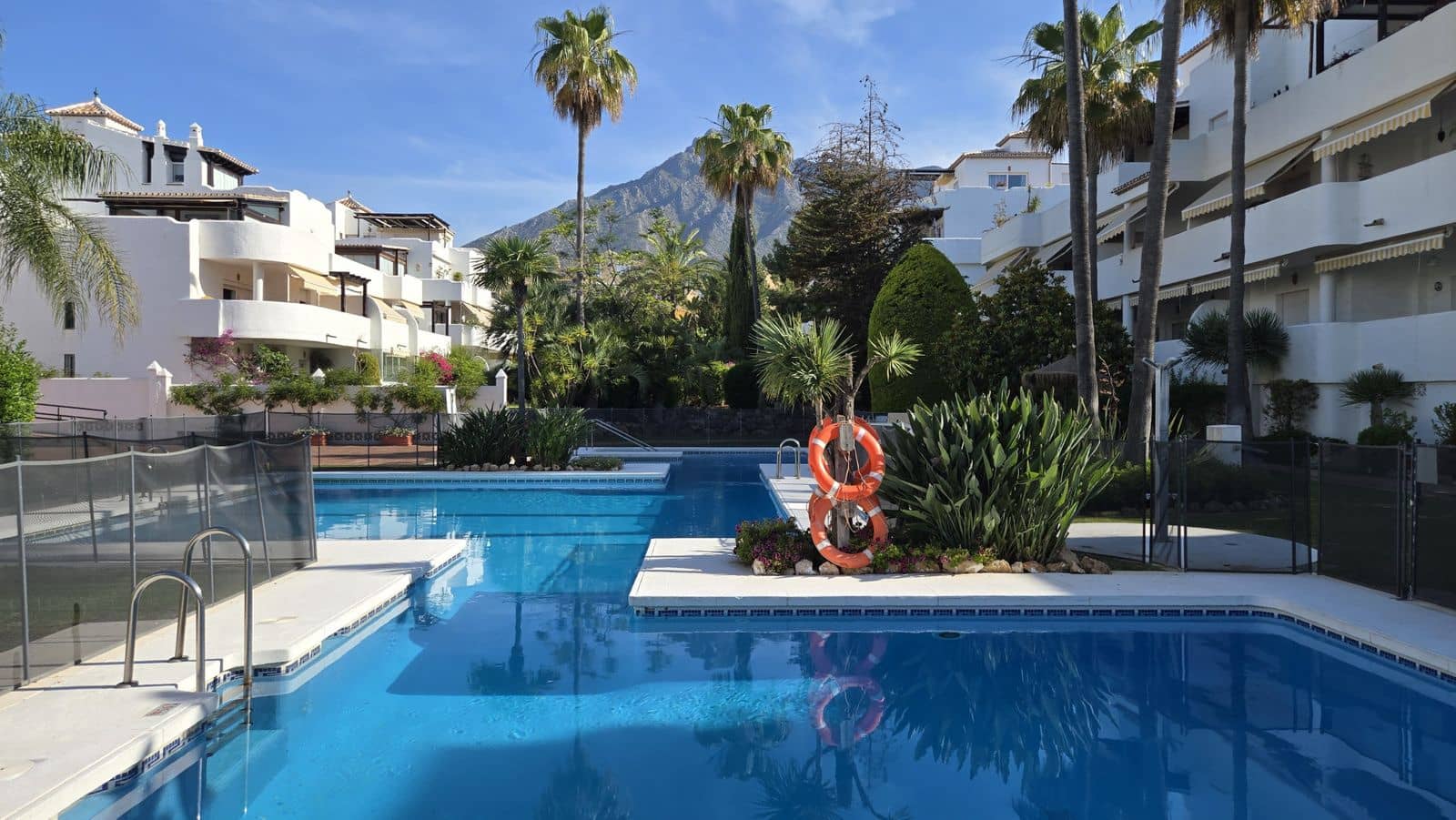1 chambre Appartement à vendre à Golden Mile - 368 000 € (Ref: 9878324)