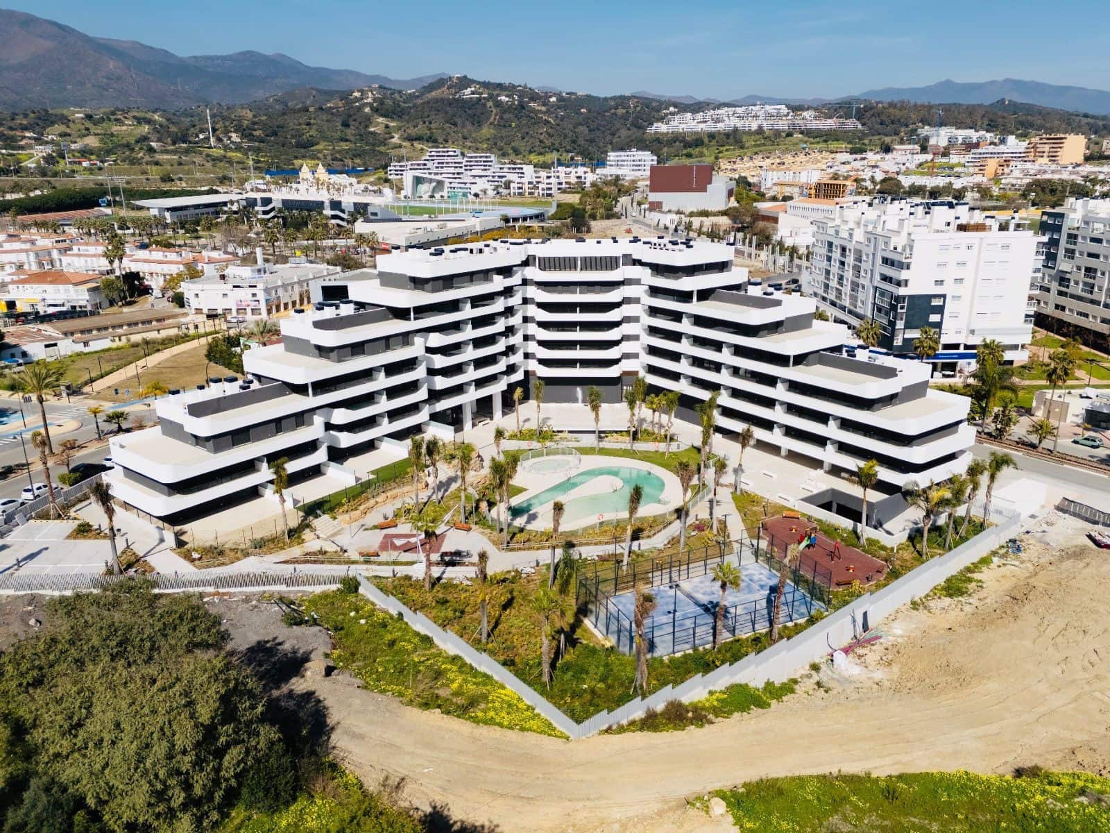 3 soveværelse Penthouse til salg i Estepona - € 850.000 (Ref: 9878325)