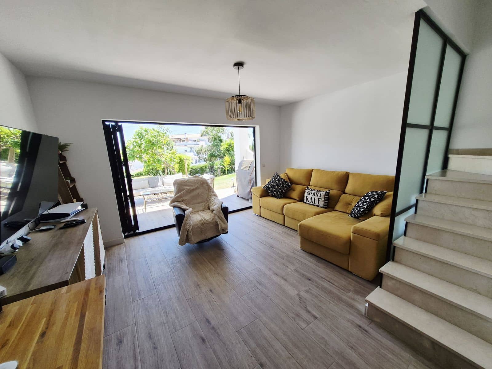 2 sypialnia Dom na sprzedaż w Calahonda - 450 000 € (Ref: 9878339)