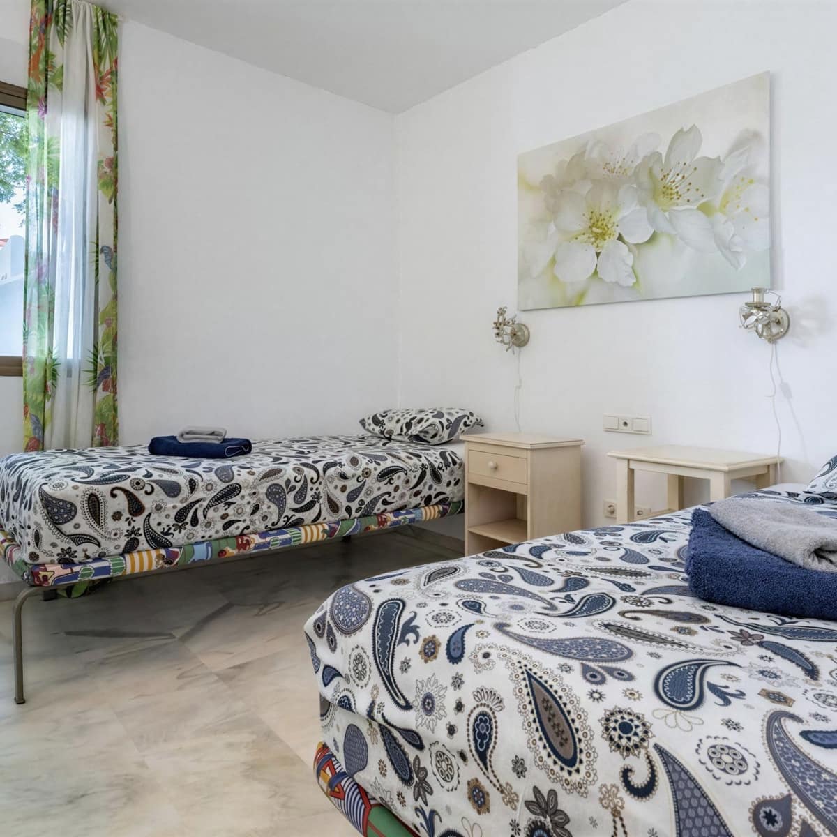 4 bedroom Apartment for sale in Elviria - € 899,000 (Ref: 9878340)
