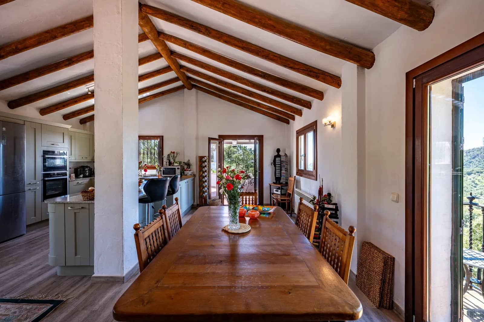 Chalet de 4 habitaciones en Casares en venta - 1.250.000 € (Ref: 9878343)