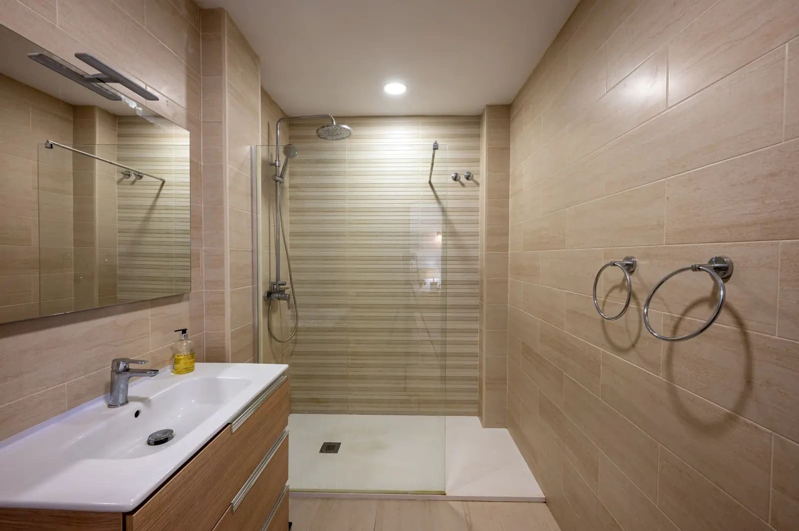 Chalet de 4 habitaciones en Casares en venta - 1.250.000 € (Ref: 9878343)