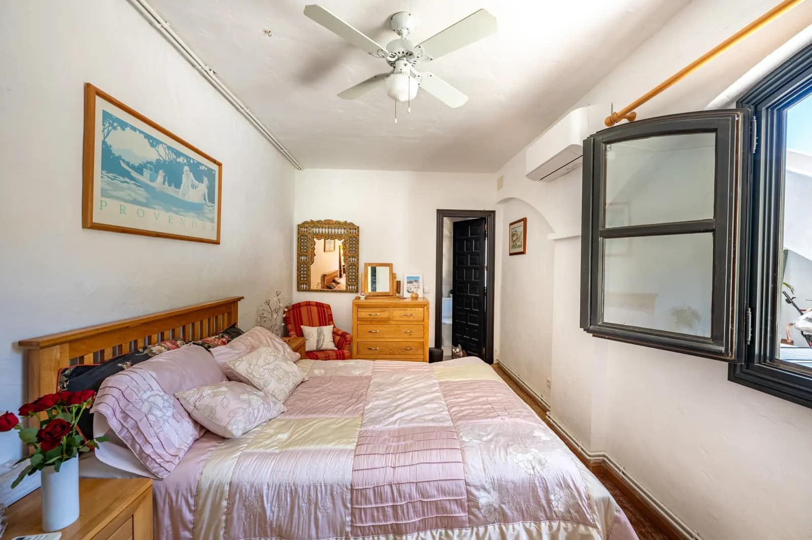 Chalet de 4 habitaciones en Casares en venta - 1.250.000 € (Ref: 9878343)