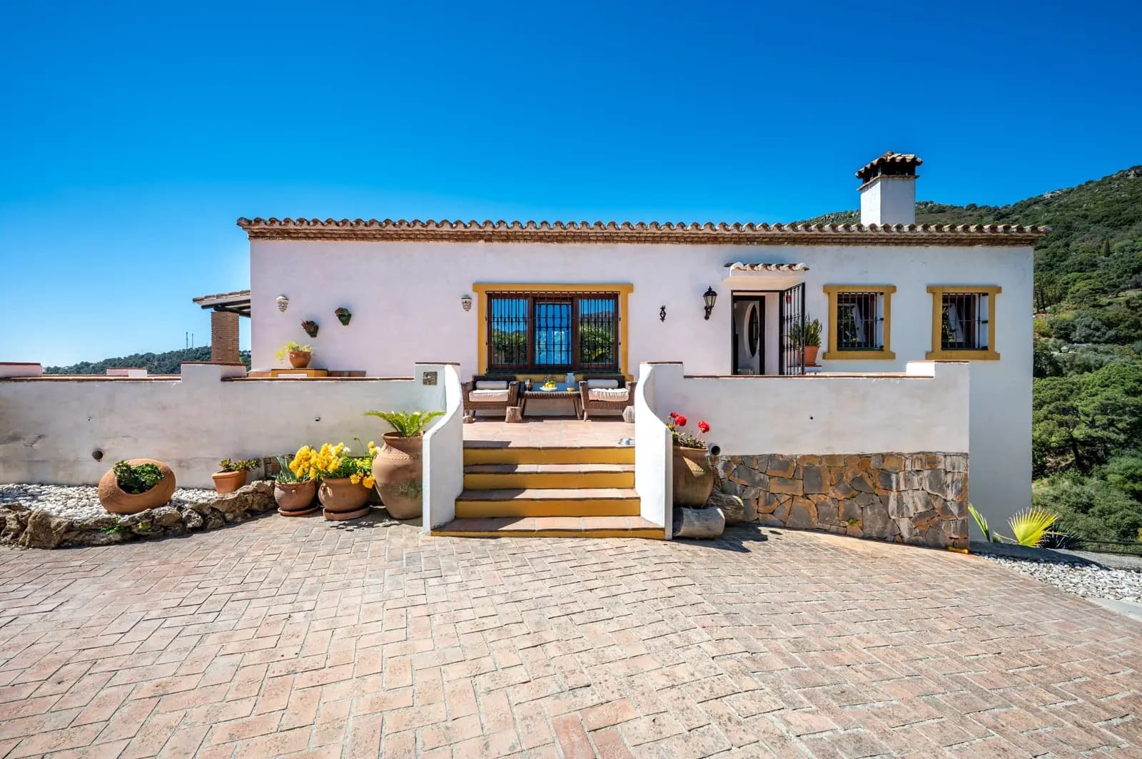 Chalet de 4 habitaciones en Casares en venta - 1.250.000 € (Ref: 9878343)