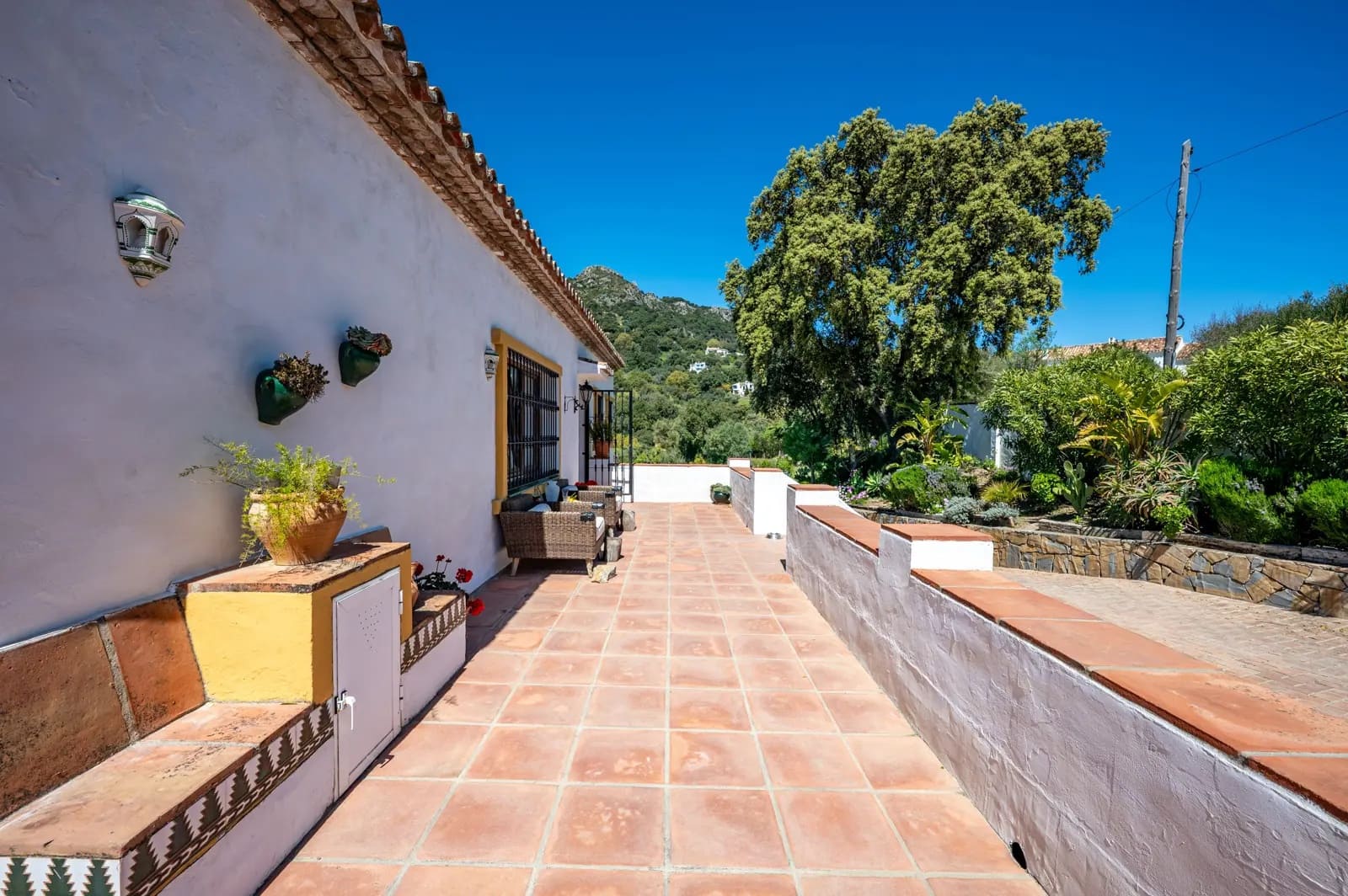 Chalet de 4 habitaciones en Casares en venta - 1.250.000 € (Ref: 9878343)