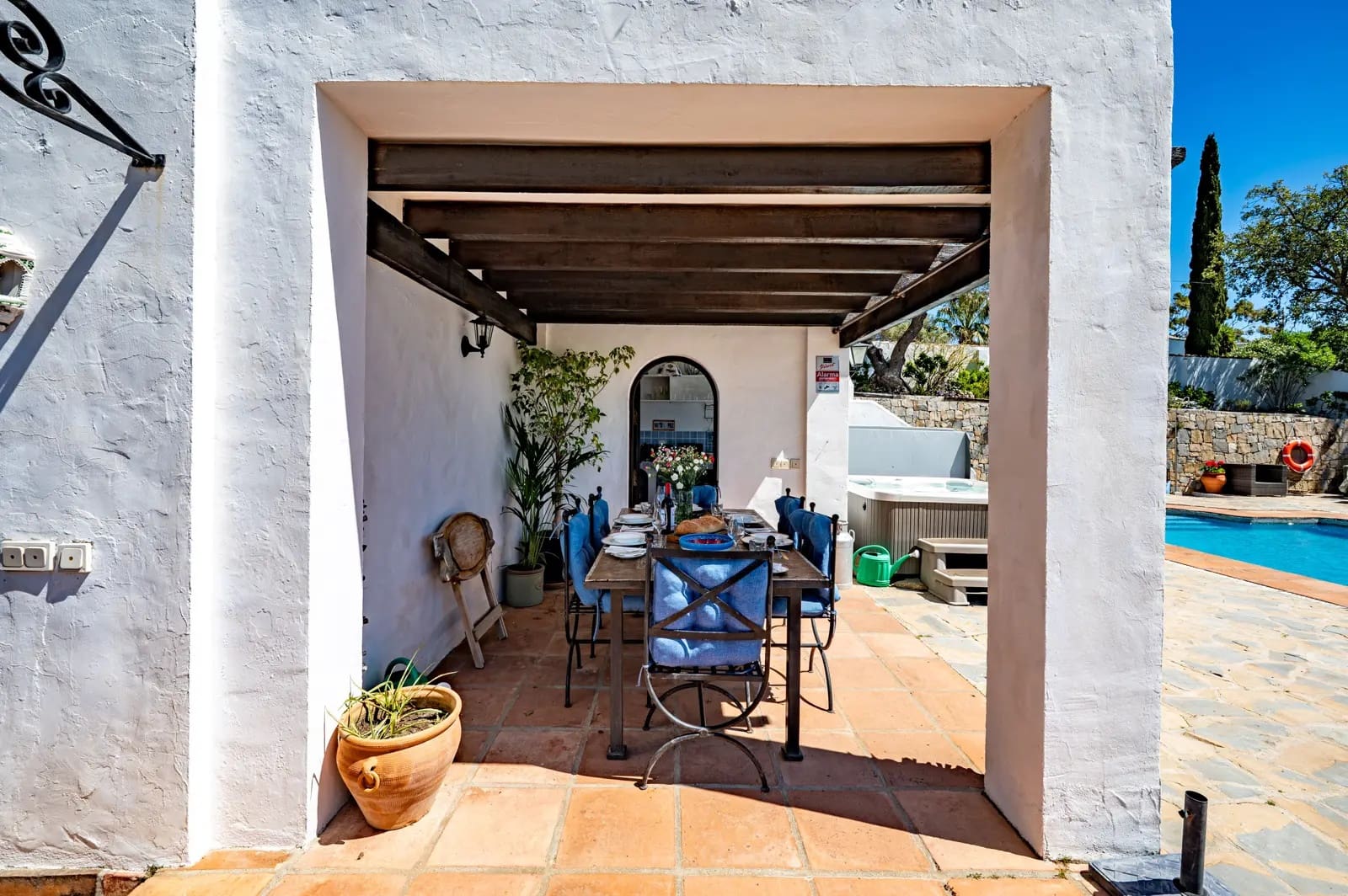 Chalet de 4 habitaciones en Casares en venta - 1.250.000 € (Ref: 9878343)