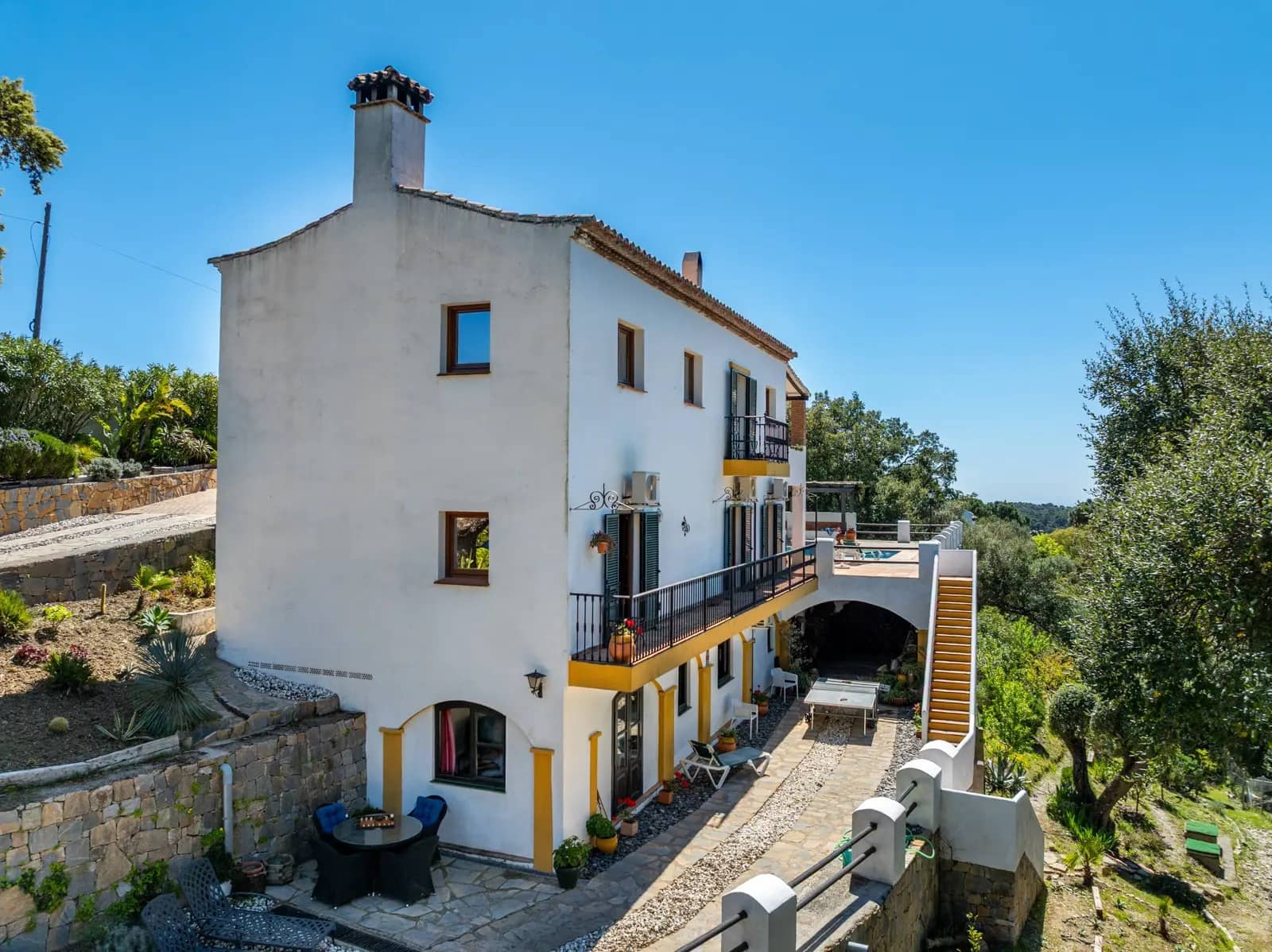 Chalet de 4 habitaciones en Casares en venta - 1.250.000 € (Ref: 9878343)