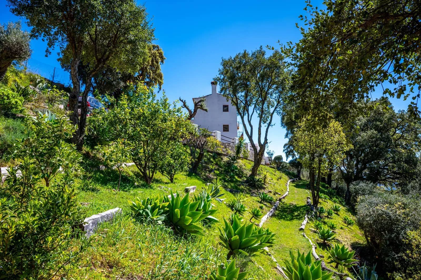 Chalet de 4 habitaciones en Casares en venta - 1.250.000 € (Ref: 9878343)
