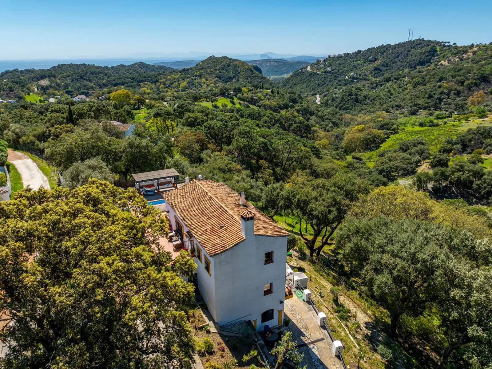 Chalet de 4 habitaciones en Casares en venta - 1.250.000 € (Ref: 9878343)