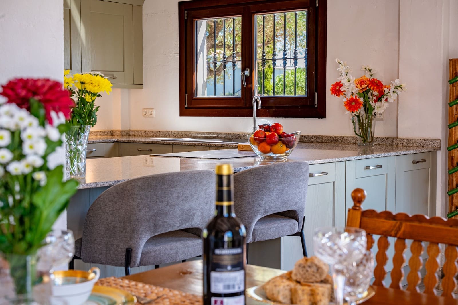 4 bedroom Villa for sale in Casares with pool garage - € 1,100,000 (Ref: 9878343)