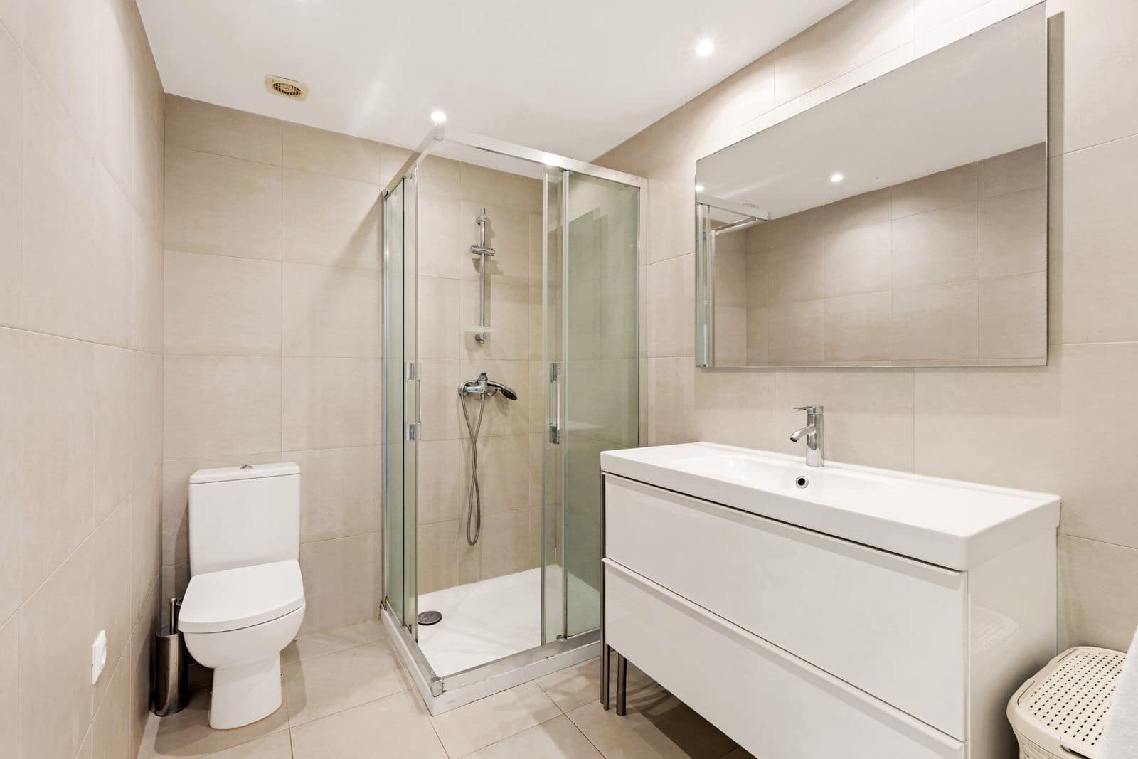 2 quarto Casa em Banda para venda em Aloha Golf - 635 000 € (Ref: 9878348)