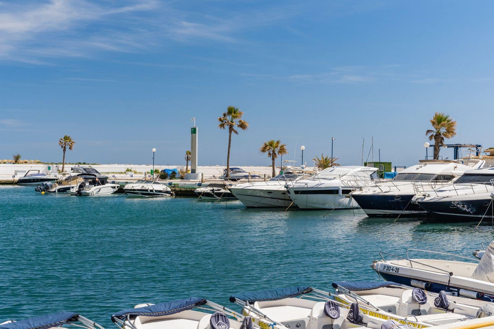 2 soverom Penthouse til salgs i Cabopino - € 995 000 (Ref: 9878353)