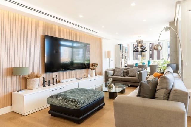 4 slaapkamer Appartement te koop in La Malagueta, Málaga stad - € 1.695.000 (Ref: 9878376)