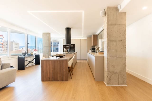 4 slaapkamer Appartement te koop in La Malagueta, Málaga stad - € 1.695.000 (Ref: 9878376)