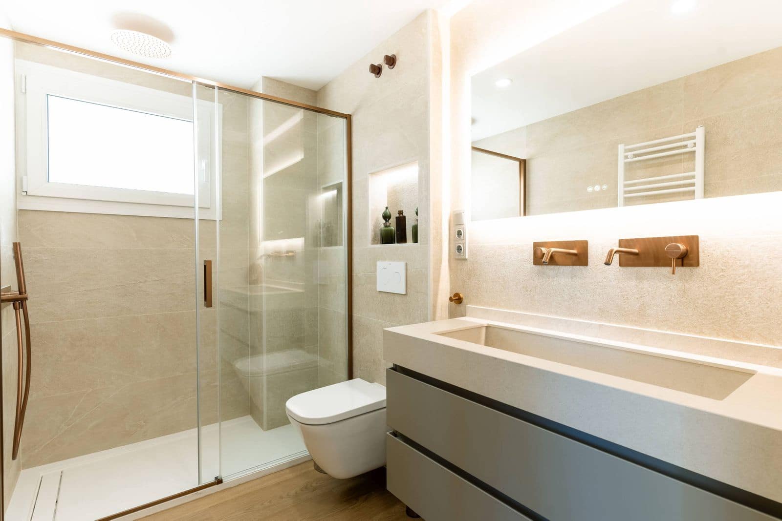 4 slaapkamer Appartement te koop in Malaga stad - € 1.695.000 (Ref: 9878376)