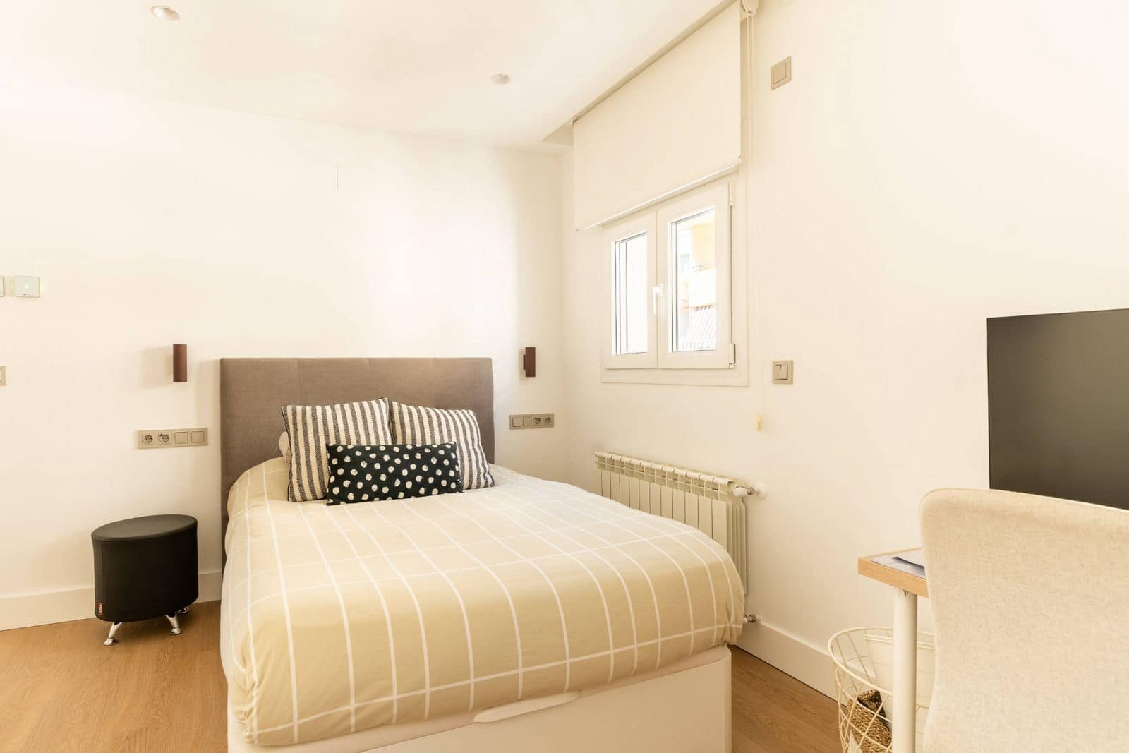 4 slaapkamer Appartement te koop in Malaga stad - € 1.695.000 (Ref: 9878376)