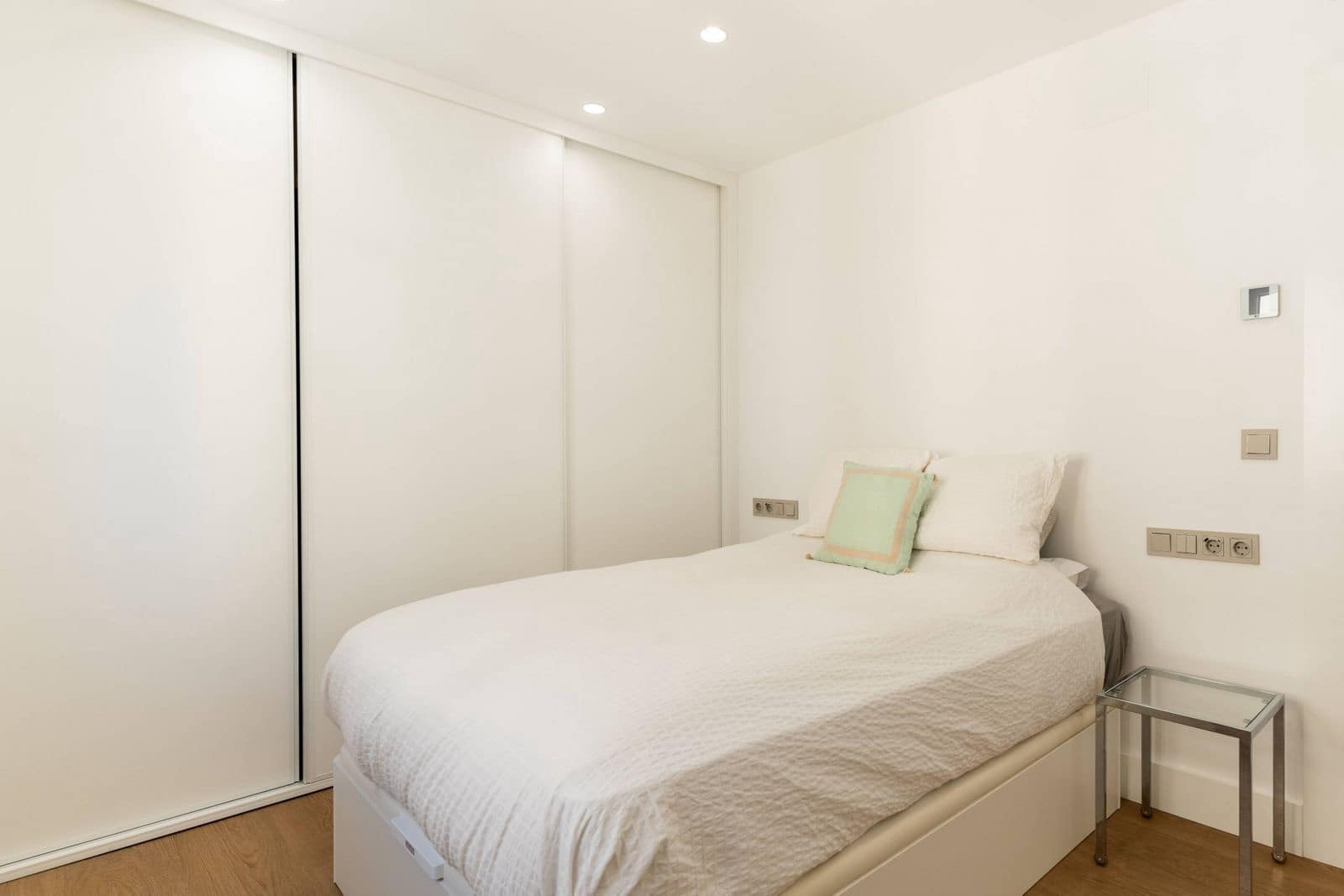 4 slaapkamer Appartement te koop in Malaga stad - € 1.695.000 (Ref: 9878376)