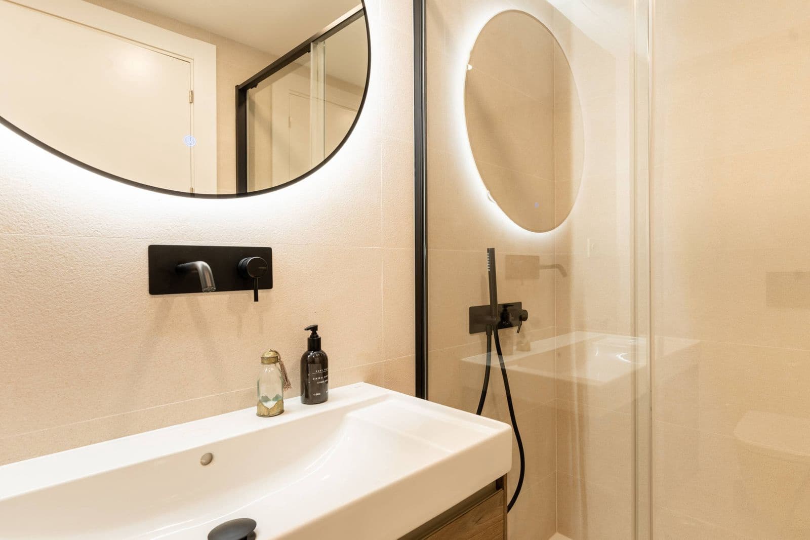 4 slaapkamer Appartement te koop in Malaga stad - € 1.695.000 (Ref: 9878376)