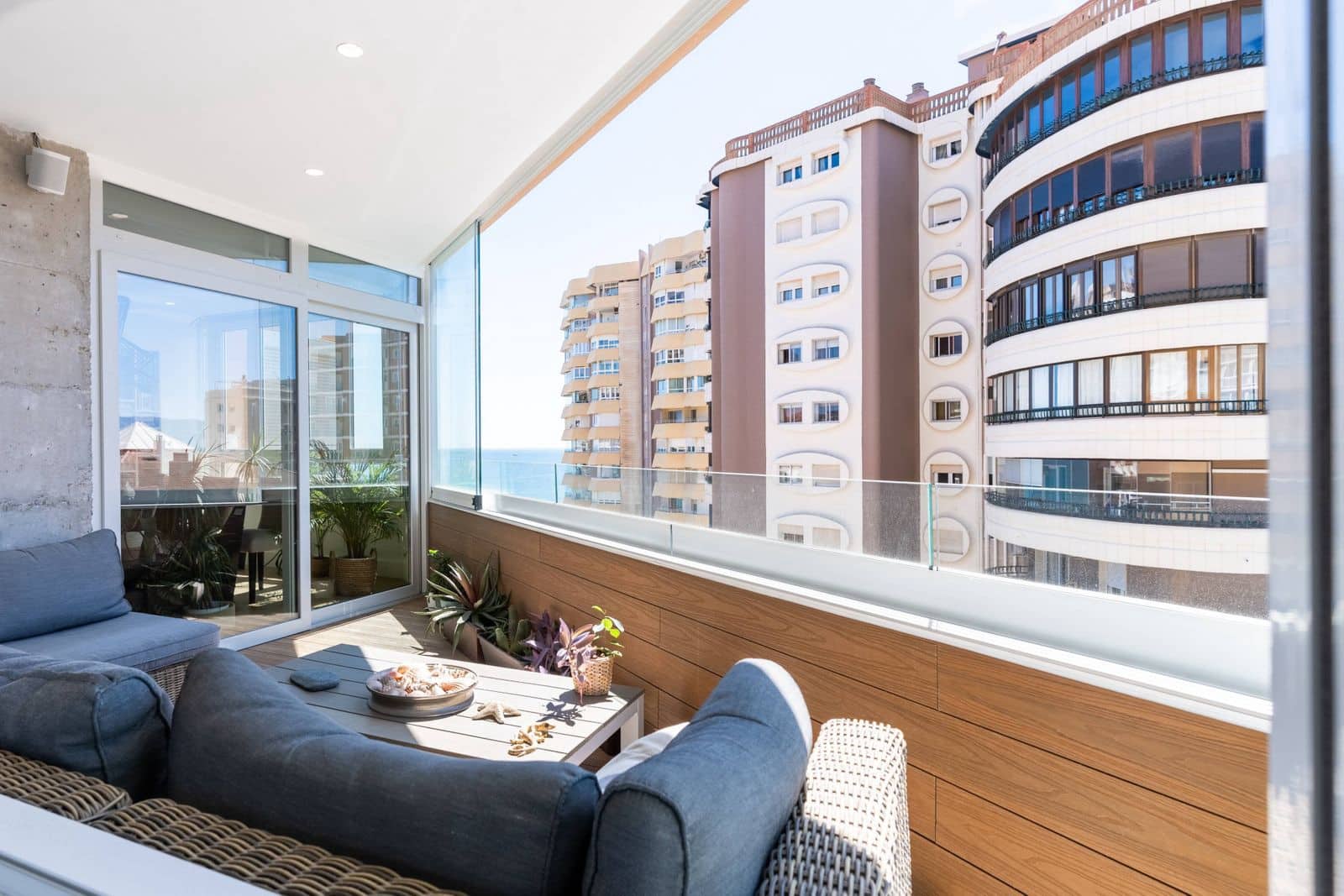 4 slaapkamer Appartement te koop in Malaga stad - € 1.695.000 (Ref: 9878376)